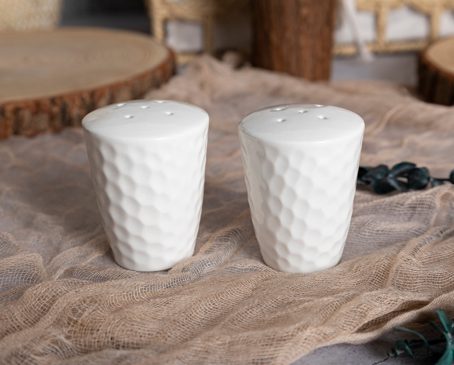 Modern Embossed Dinnerware Set - Plates, Bowls, and Mugs for Elegant Dining