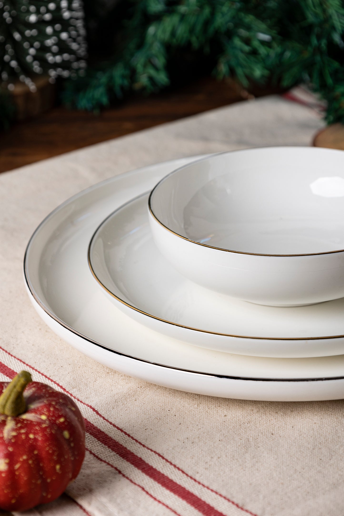 Elegant Gold-Rimmed Dinnerware Set - Plates, Bowls, Mugs, and Teacups