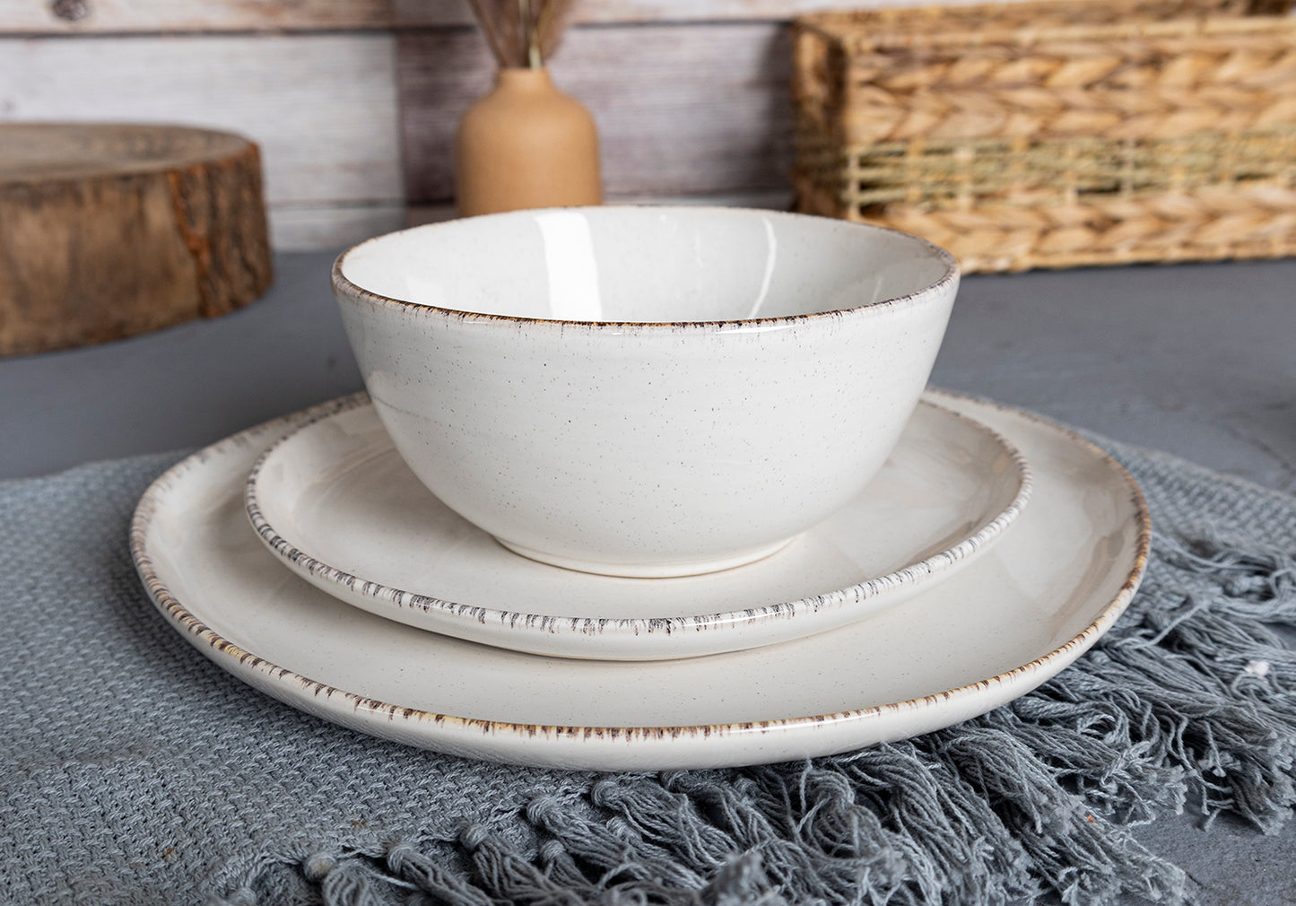 Organic Urban Dinnerware – Modern Elegance for Every Table