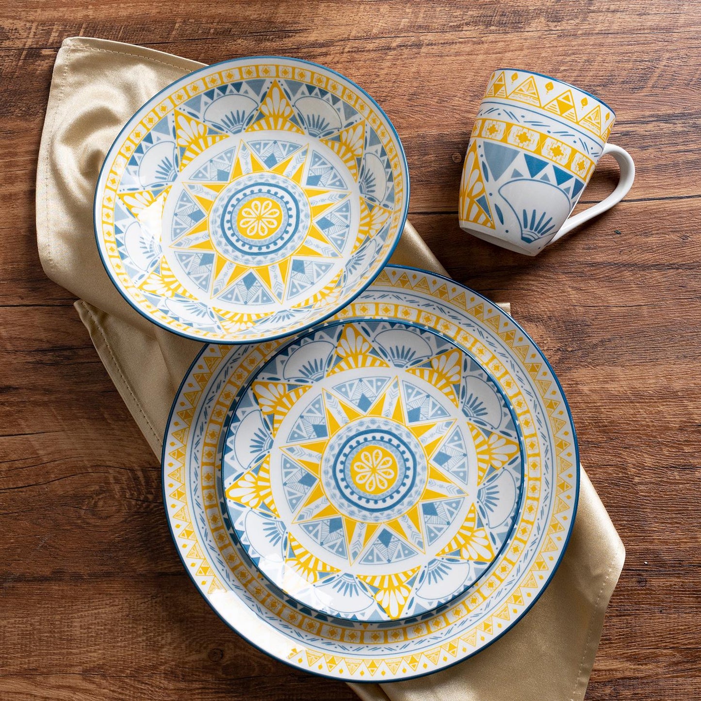 Bohemian Ceramic Dinnerware Set – 16-Piece Collection