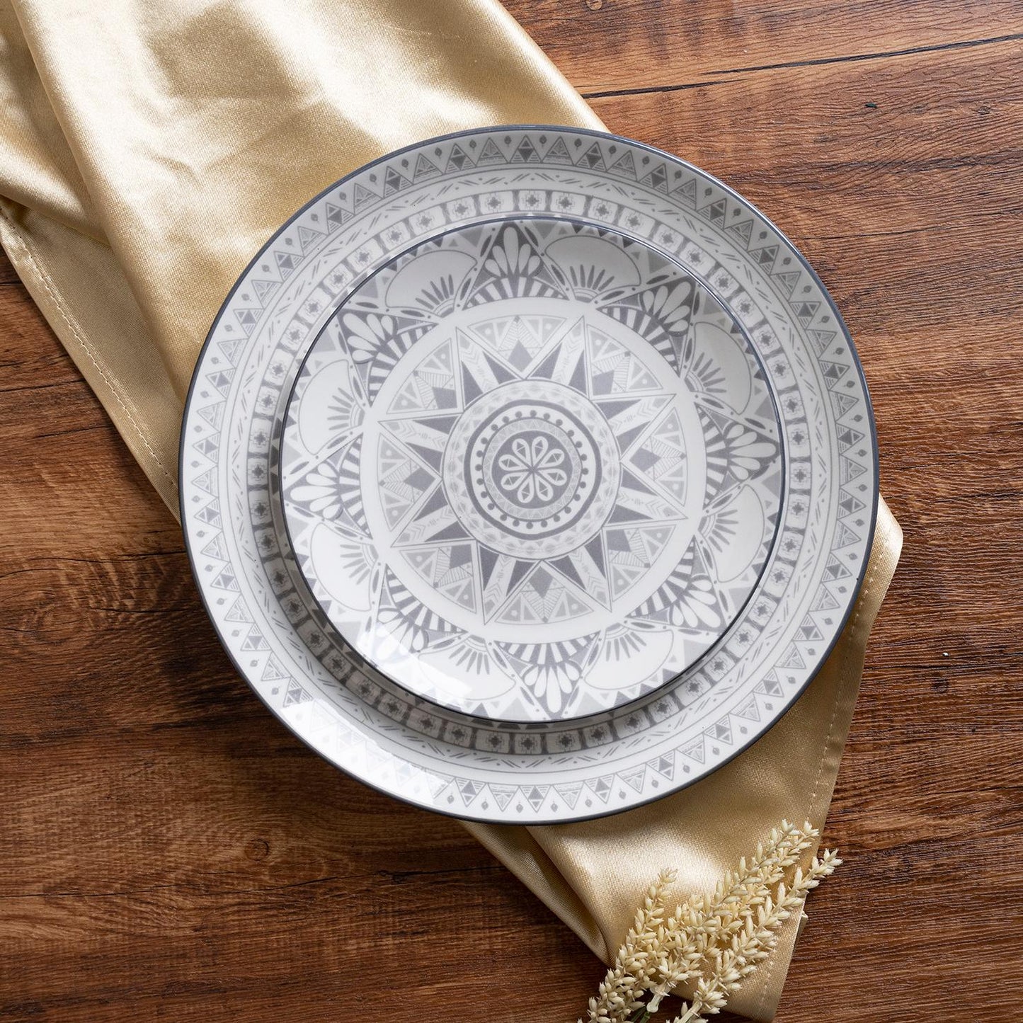 Bohemian Ceramic Dinnerware Set – 16-Piece Collection