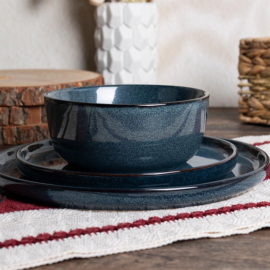 16-Piece Reactive Glaze Stoneware Dinnerware Set – Modern Rustic Style