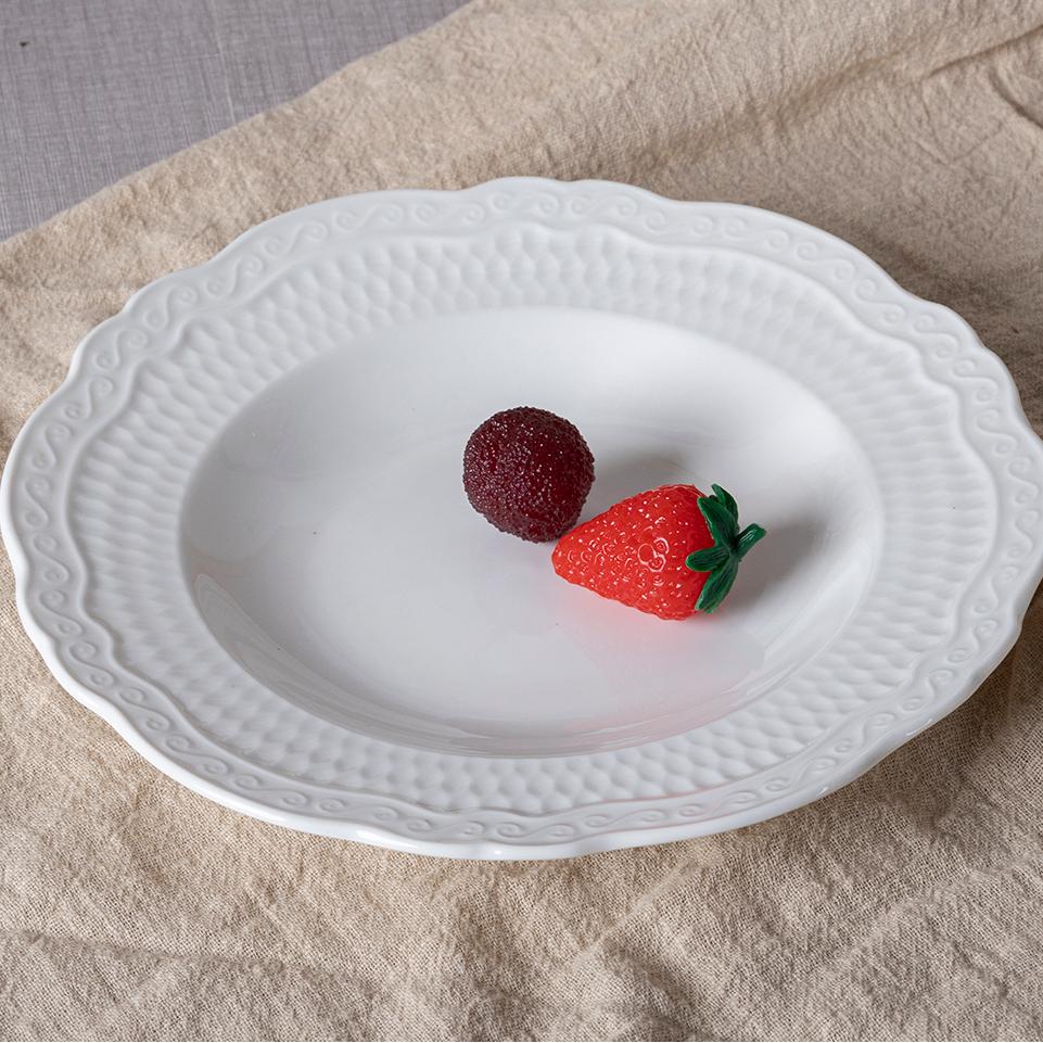 24-Piece White Embossed China Dinnerware Set – Classic Elegance in Every Meal