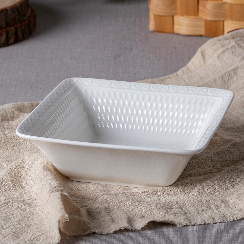 24-Piece White Embossed China Dinnerware Set – Classic Elegance in Every Meal
