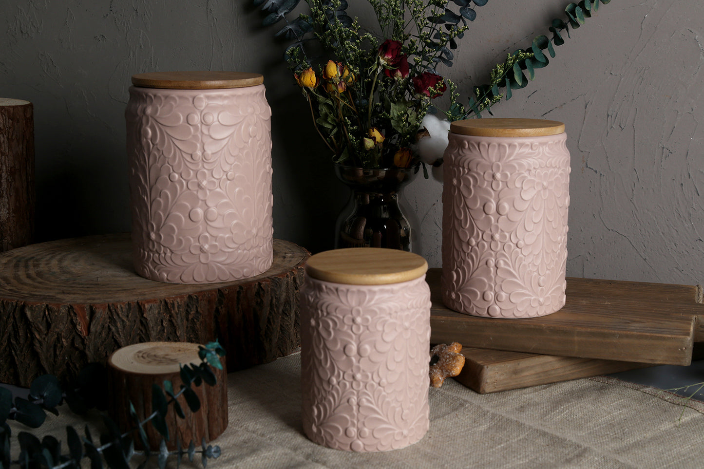 Wooden lid dolomite food jar with embossed flower pattern | Item NO.: 202D-001