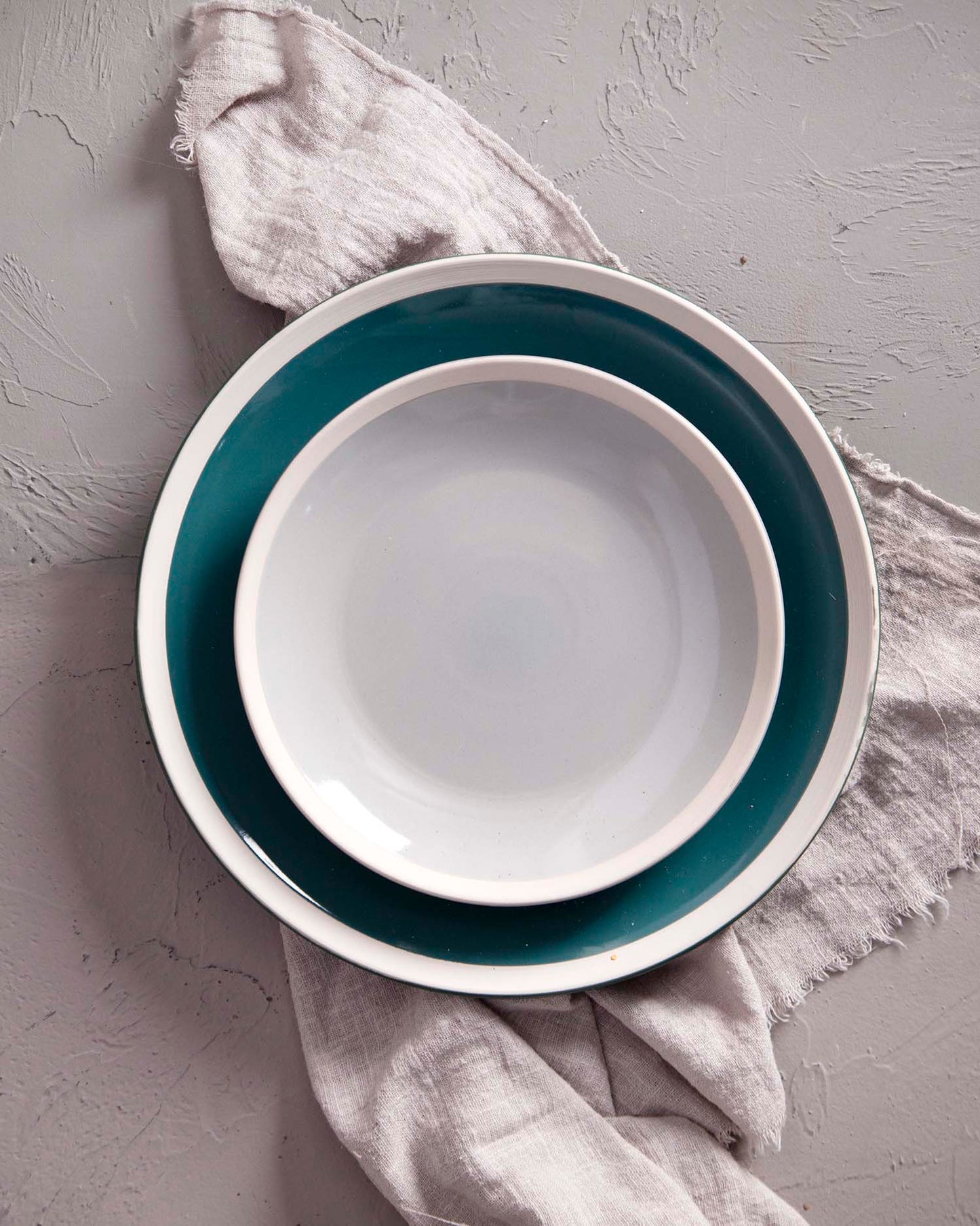 Color-glazed tableware with white rim | Item NO.: 43C-007