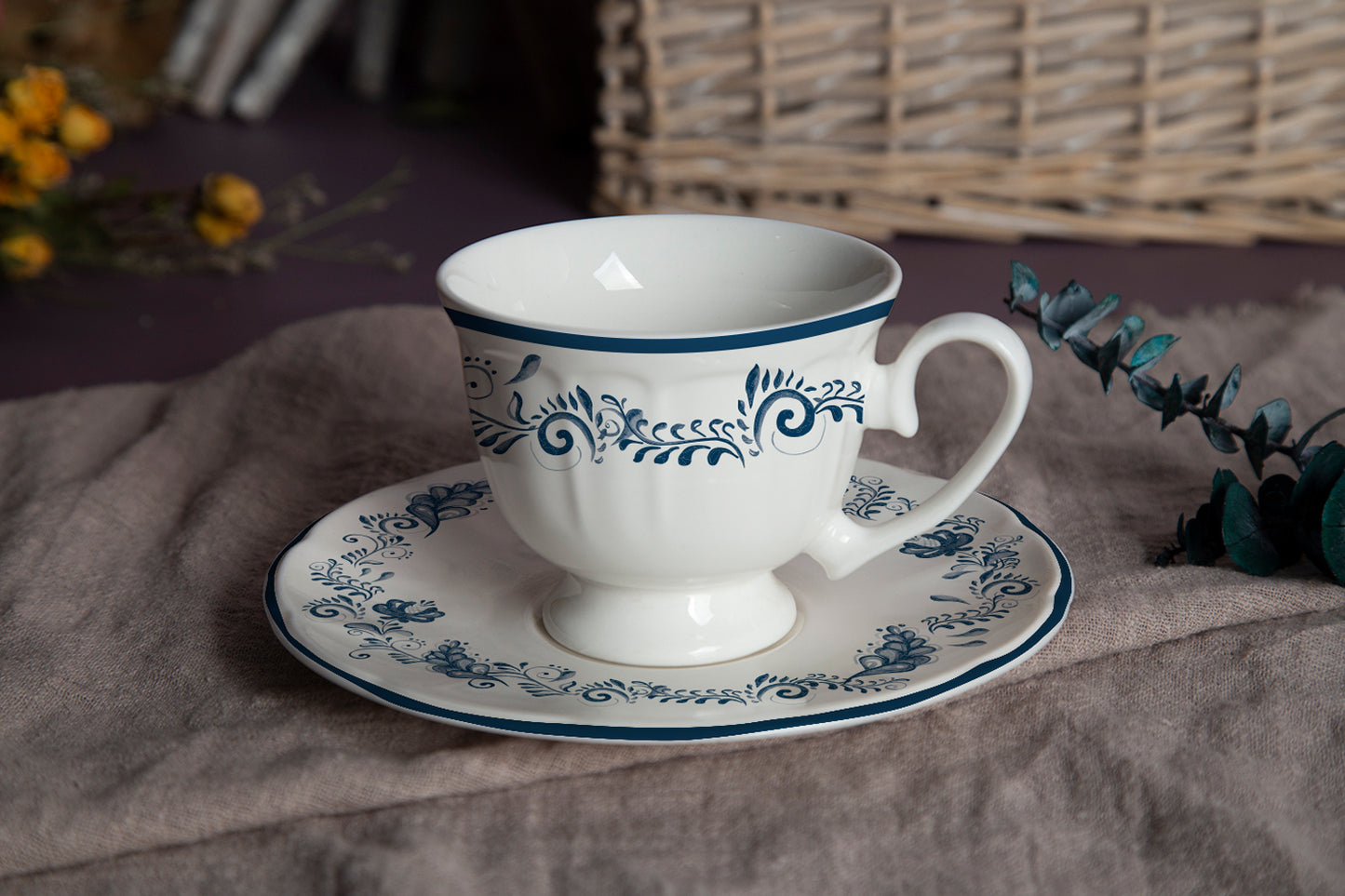 New bone china relief and decal ceramic tableware- Porto | Item NO.: 1000D-064