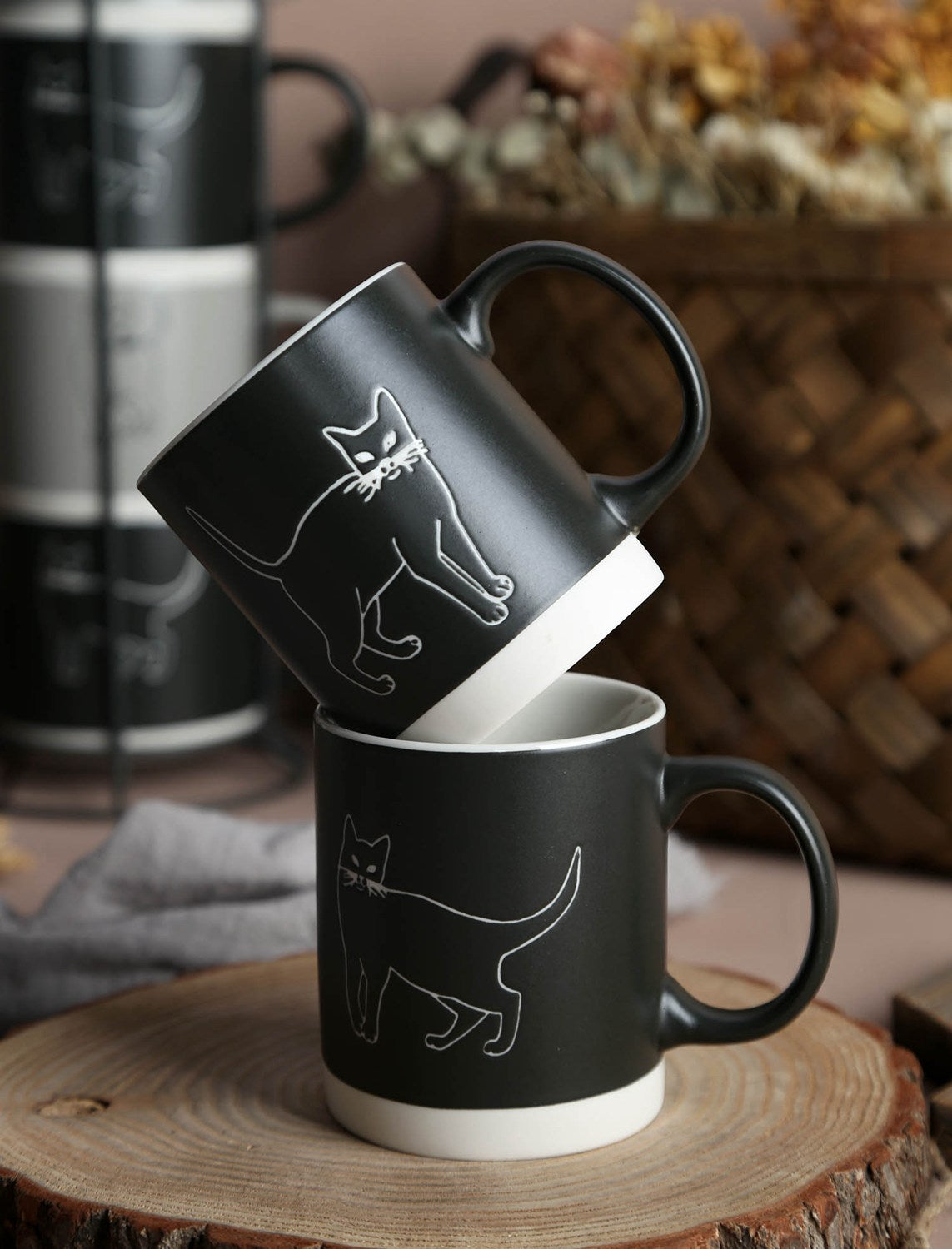 Sketched cat bowls, mugs and cups | Item NO.: 93C-031