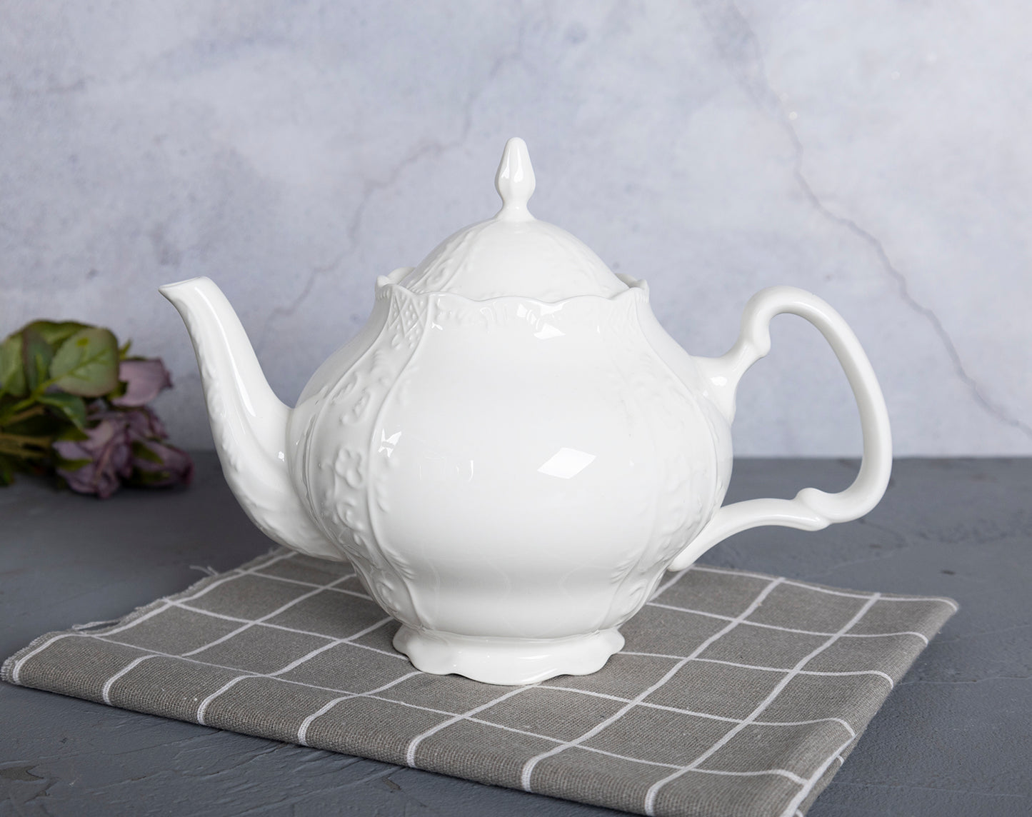 Elegant White Embossed Dinnerware Set with Tea Service for Any Occasion