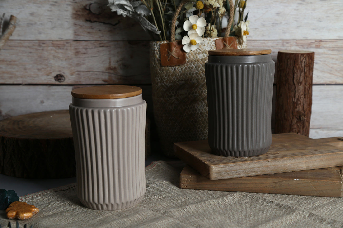 Wooden lid dolomite food jar with embossed vertical stripes pattern | Item NO.: 202D-001B
